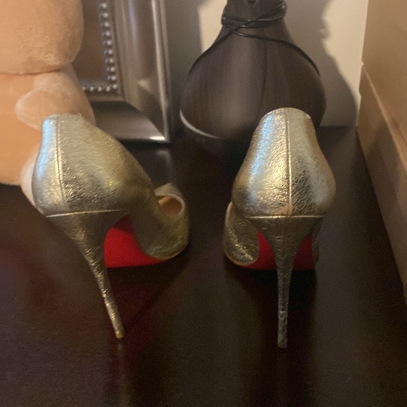 christian louboutin heels gold - Picture 6 of 7